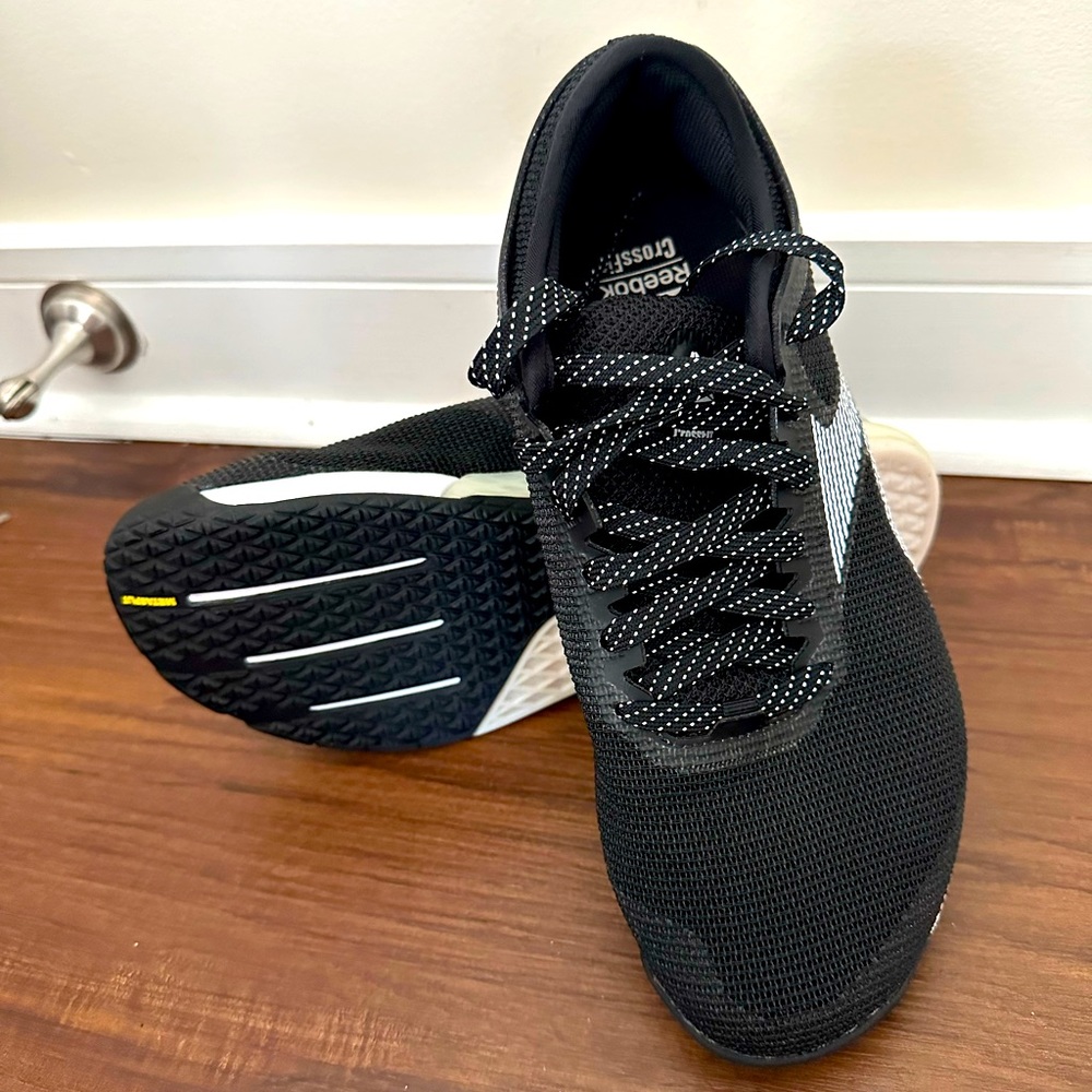 Reebok Nano 9 black w/ white